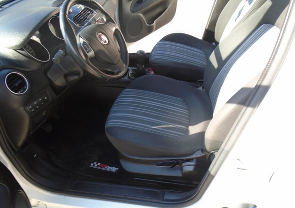 Fiat Punto cena 14900 przebieg: 210655, rok produkcji 2012 z Płock małe 562